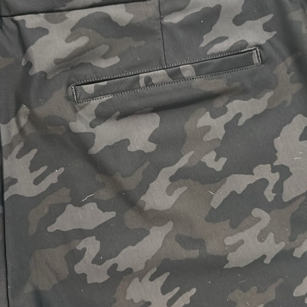 SPANX Sunshine Shorts 6” Gray Black Camo Pull-On 4 Way Stretch UPF Quick Dry XL - Picture 9 of 12